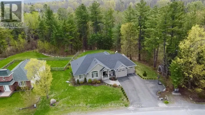 1 CARDINAL COURT, Quinte West