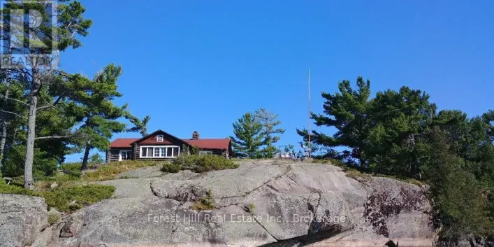 1 CASH ISLAND D328 ISLAND, Parry Sound Remote Area