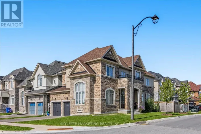 1 CRANLEY ROAD, East Gwillimbury