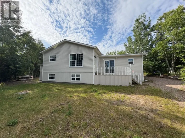 1 Crooked Lake Road, Badger