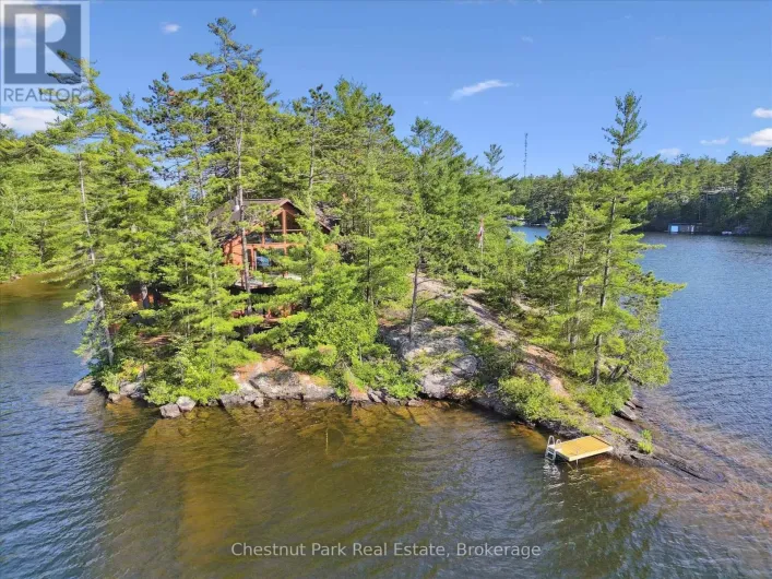 1 DIAMOND ISLAND, Gravenhurst)