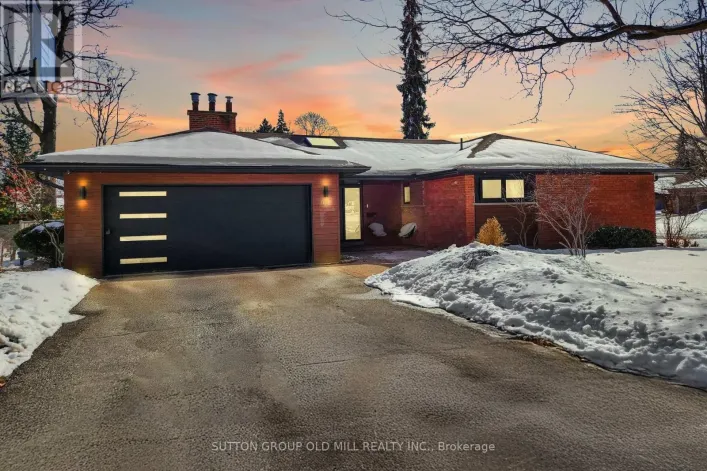 1 FARNINGHAM CRESCENT, Toronto