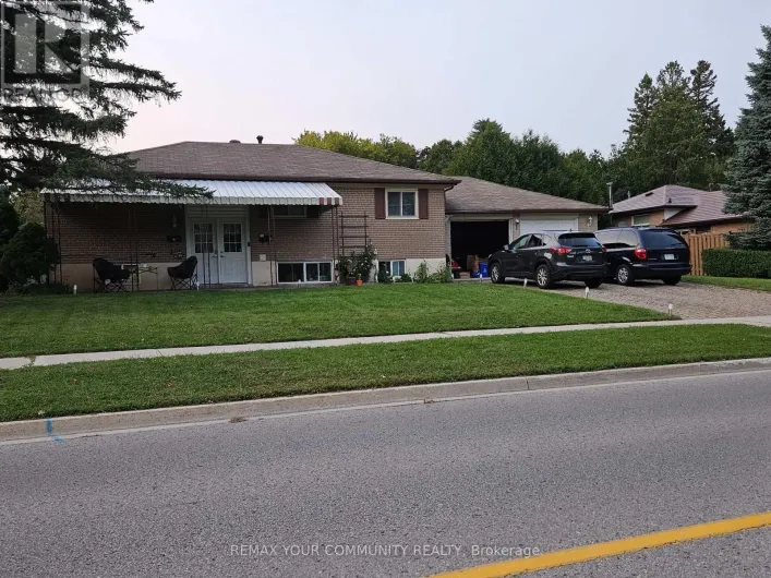 1 FOREHT CRESCENT, Aurora