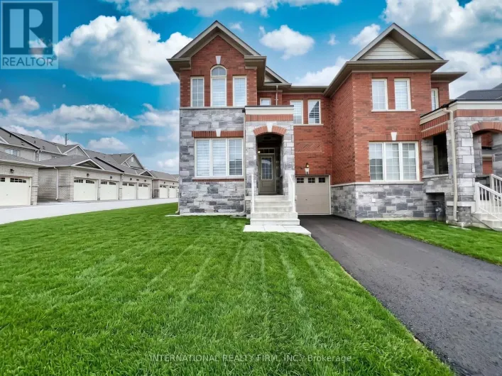 1 FREDERICK PEARSON STREET, East Gwillimbury