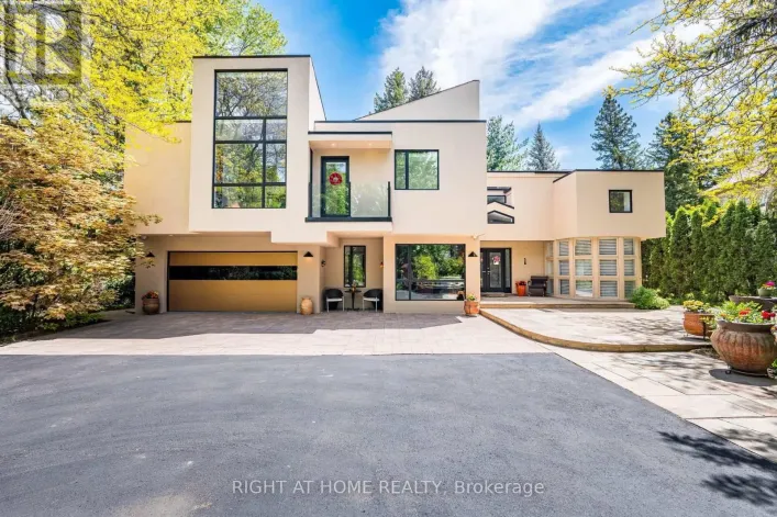 1 FRIARS LANE, Toronto