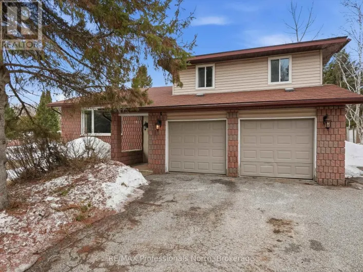 1 GLENDALE ROAD, Bracebridge)