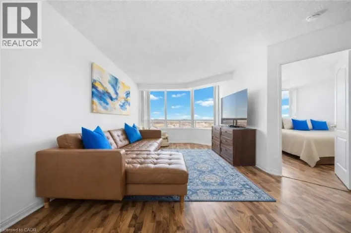 1 GREYSTONE WALK Drive Unit# 884, Toronto