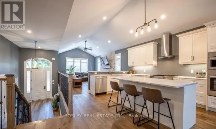 1 HURRICANE ROAD, Pelham