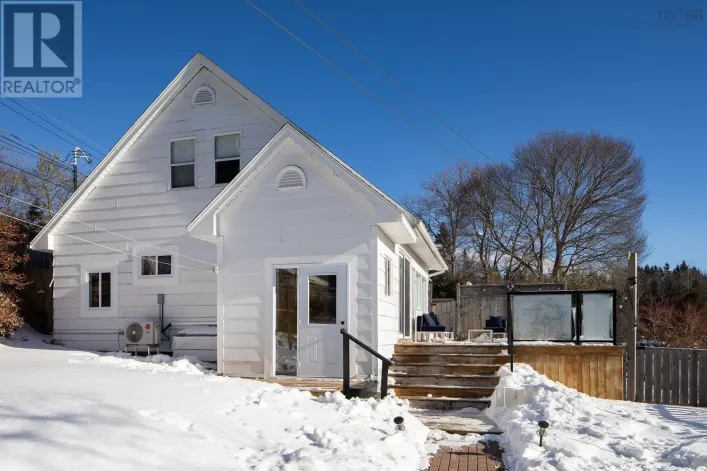 1 Ingram River Lane, Ingramport