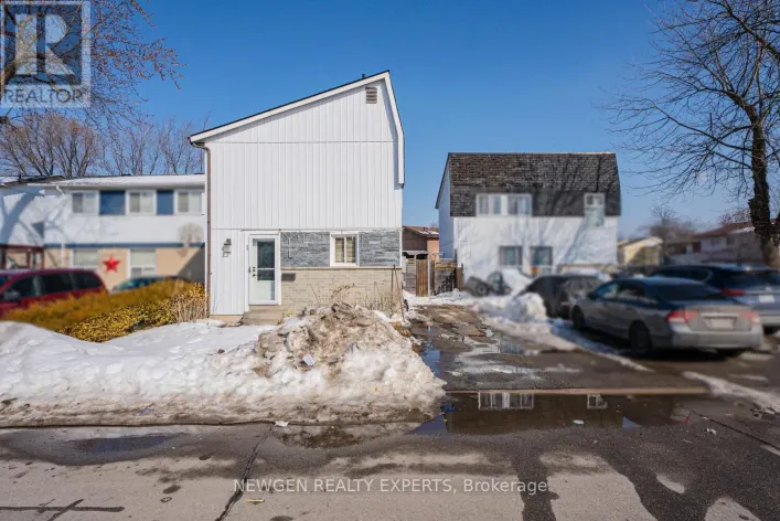 1 JACOBS SQUARE, Brampton