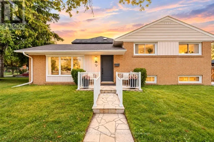1 LAGOS ROAD, Toronto