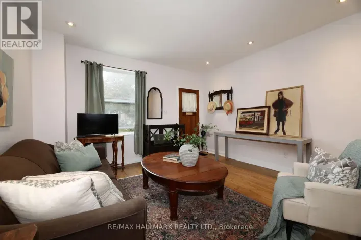 1 LOCKWOOD ROAD, Toronto