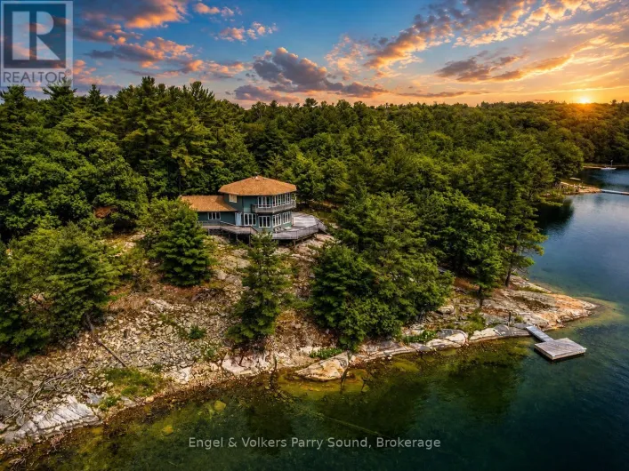 1 LOON BAY, Carling