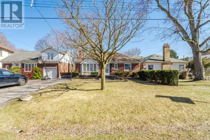 1 LOYALIST ROAD, Toronto