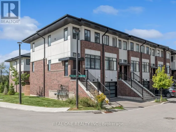 1 MARKLE CRESCENT, Hamilton