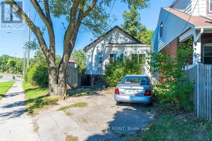 1 MCINTOSH STREET, Toronto
