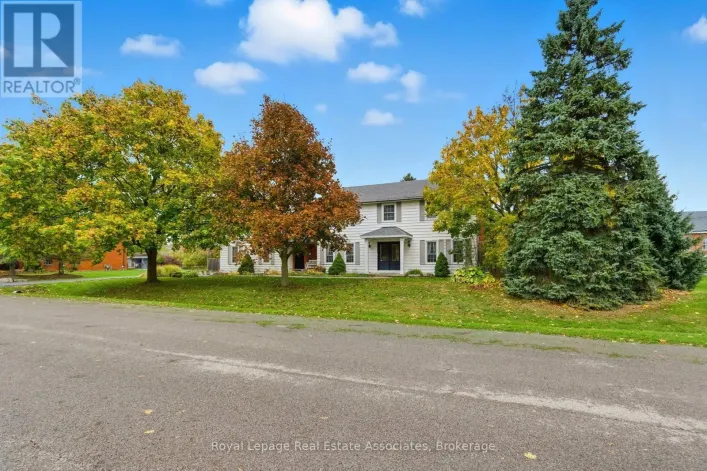 1 MEANDER CLOSE, Hamilton