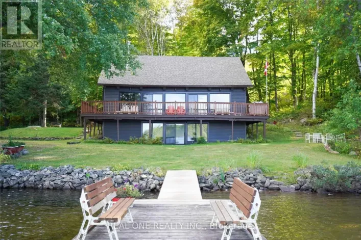 1 MUSKOKA ESTATES ROAD, Muskoka Lakes