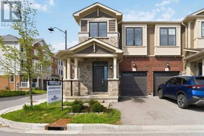 1 PELICAN LANE, Hamilton