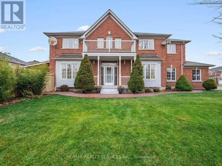 1 PILGRIM PLACE, Brampton