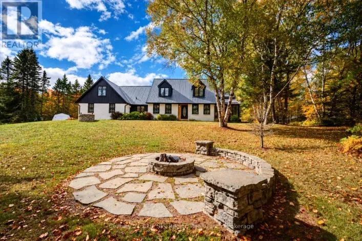 House for sale: 1 SPRINGDALE DRIVE, North Bay
