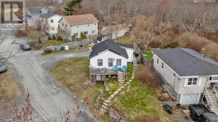 House for sale: 1 Trelyn Road, Halifax
