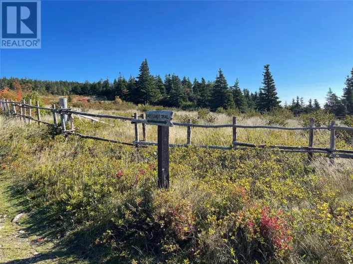 1 WADES FARM Road, Flatrock