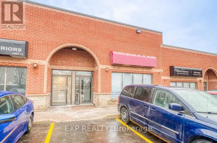 10 - 110 PONY DRIVE, Newmarket