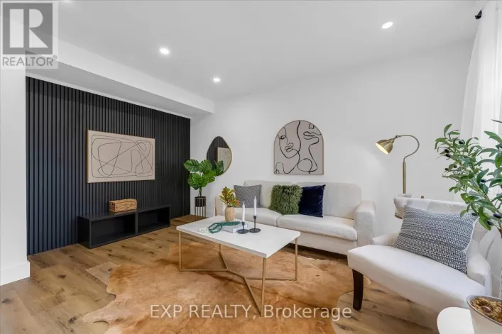 10 - 1255 UPPER GAGE AVENUE, Hamilton