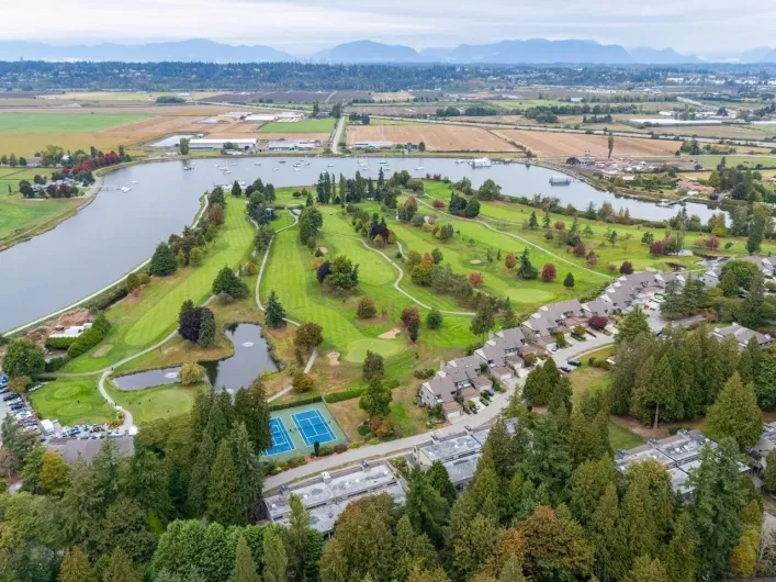 10 14045 NICO WYND PLACE, Surrey