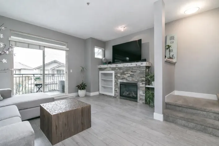 10 20326 68 AVENUE, Langley