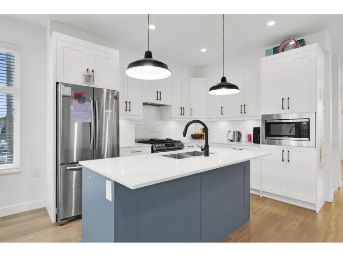 10 21688 52 AVENUE, Langley