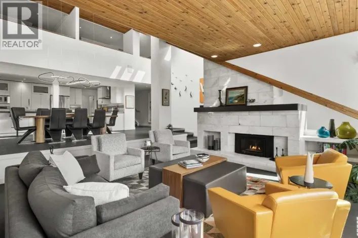 10, 2200 Varsity Estates Drive NW, Calgary
