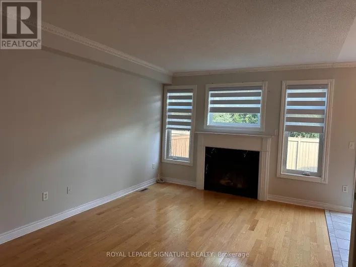 10 - 2295 ROCHESTER CIRCLE S, Oakville