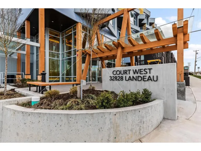 10 32828 LANDEAU PLACE, Abbotsford