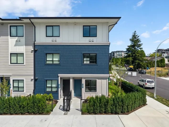 10 33520 KINGSTON AVENUE, Abbotsford