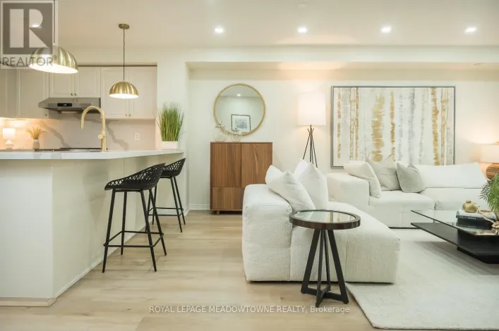 10 - 3355 THOMAS STREET, Mississauga