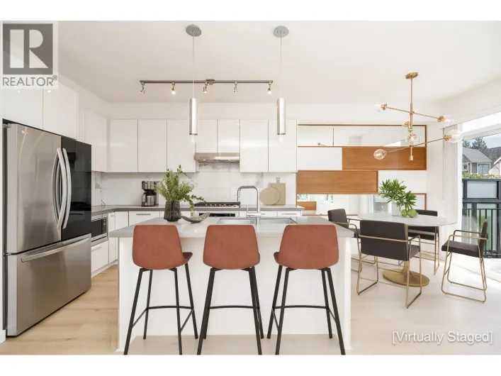 10 3400 DEVONSHIRE AVENUE, Coquitlam