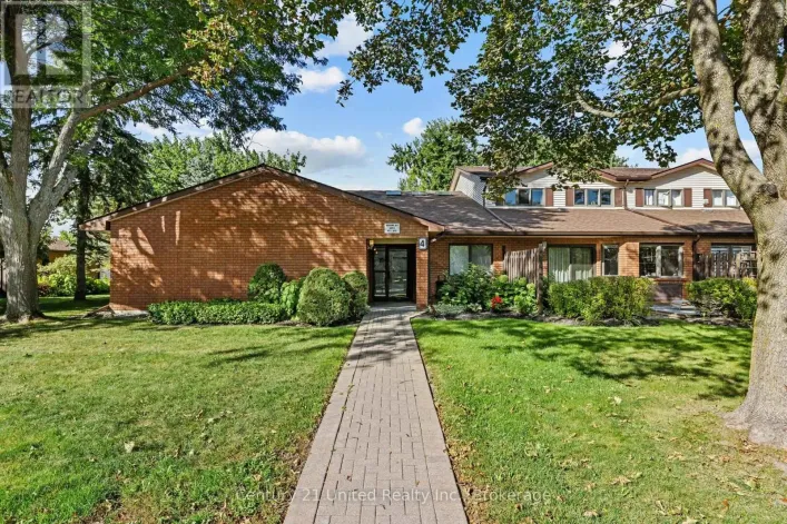 10 - 36 CHAMPLAIN CRESCENT, Peterborough