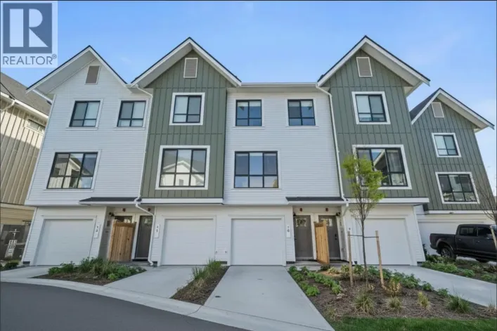 10 388 DUNCAN STREET, New Westminster