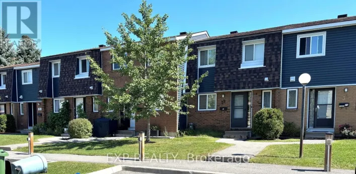 10 - 41 PIXLEY PRIVATE, Ottawa
