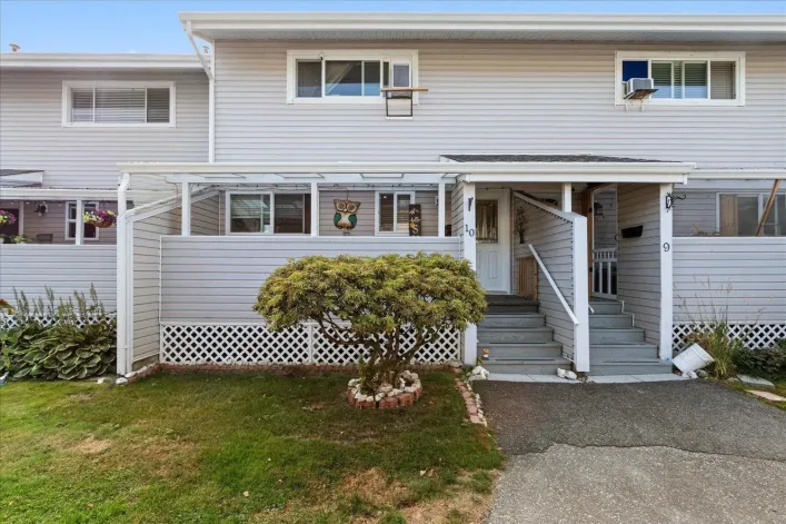 10 45215 WOLFE ROAD|Chilliwack Proper West, Chilliwack