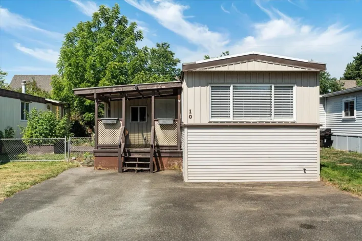 10 45640 WATSON ROAD|Garrison Crossing, Chilliwack