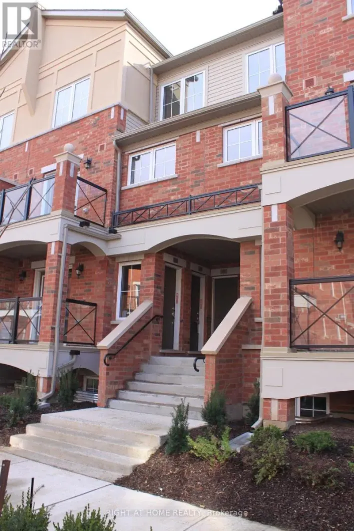 10 - 47 HAYS BOULEVARD, Oakville