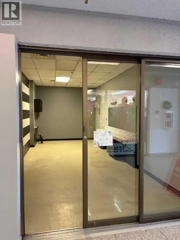 10, 5115 49 Street, Whitecourt