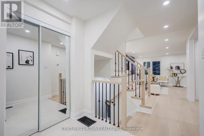 10 - 590 SANDHURST CIRCLE, Toronto