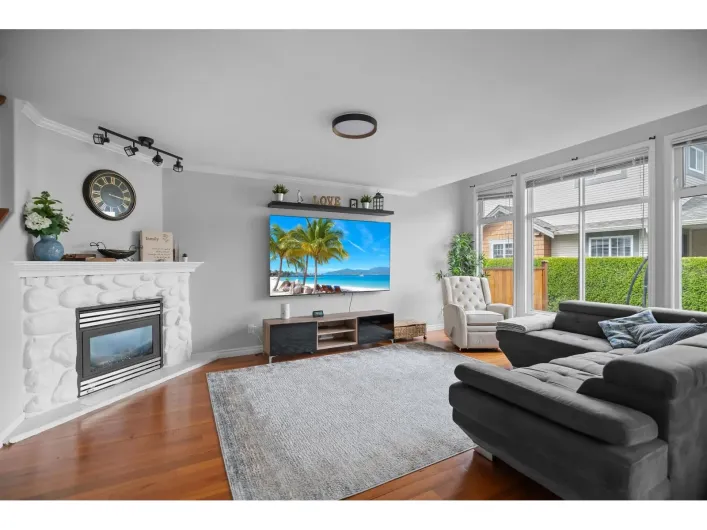 10 7475 GARNET DRIVE|Sardis West Vedder, Chilliwack