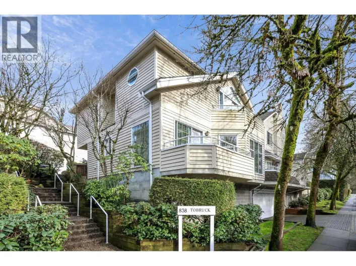 10 838 TOBRUCK AVENUE, North Vancouver