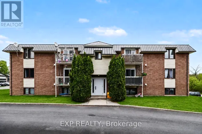 10 - 875 LAURIER STREET, Clarence-Rockland