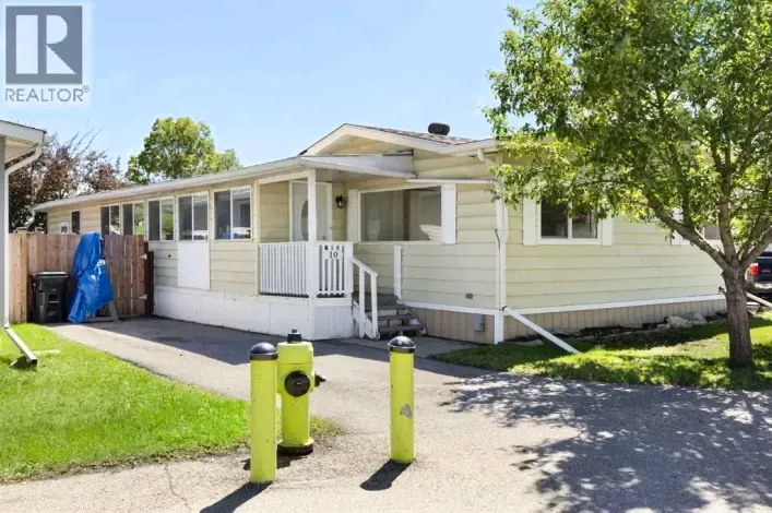 10, 9090 24 Street SE, Calgary